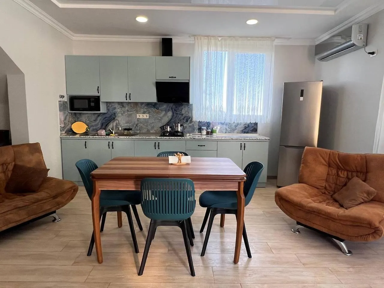 Guest house Gt House Batumi Hotel
