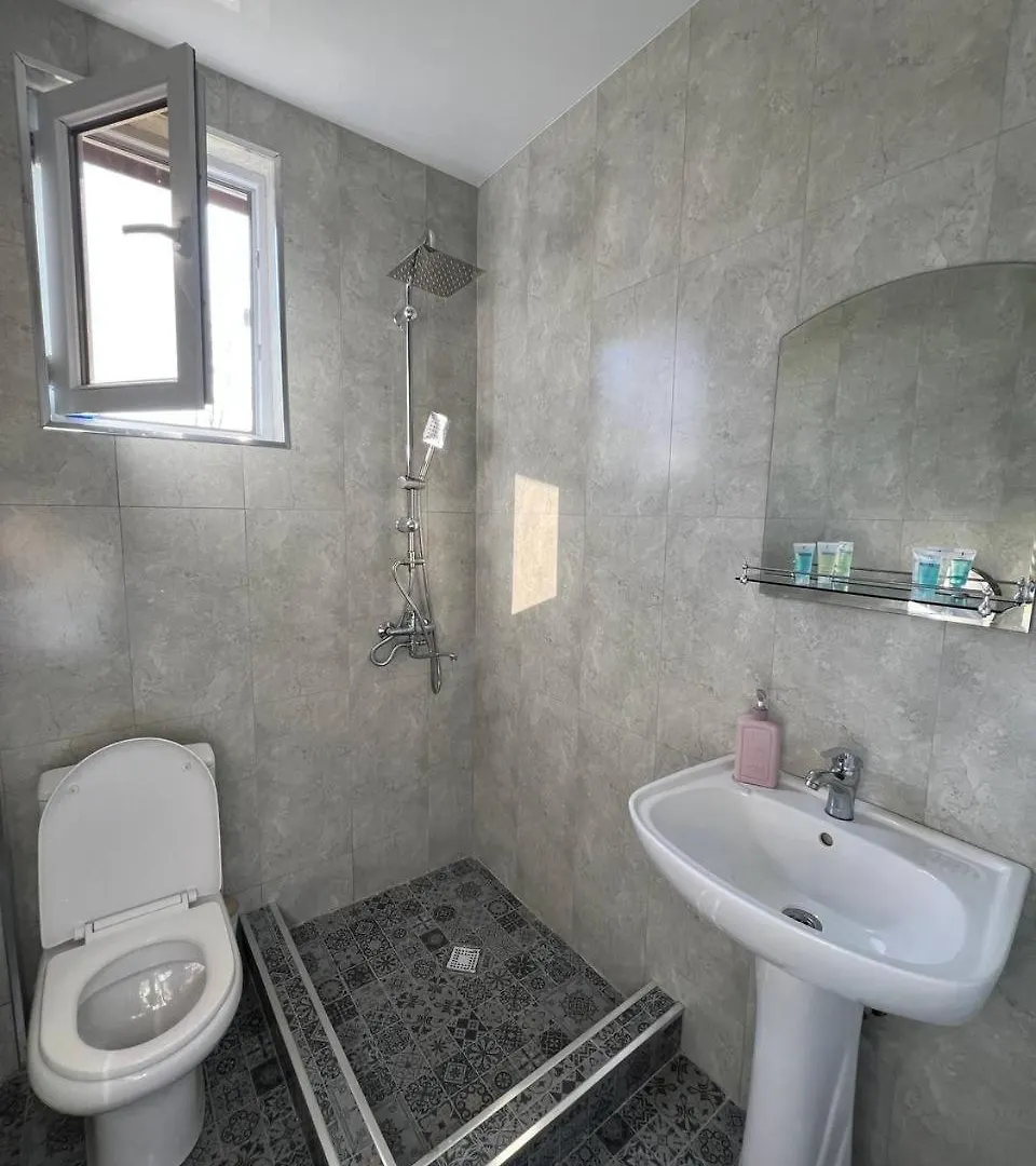 Gt House Batumi Hotel 0*,